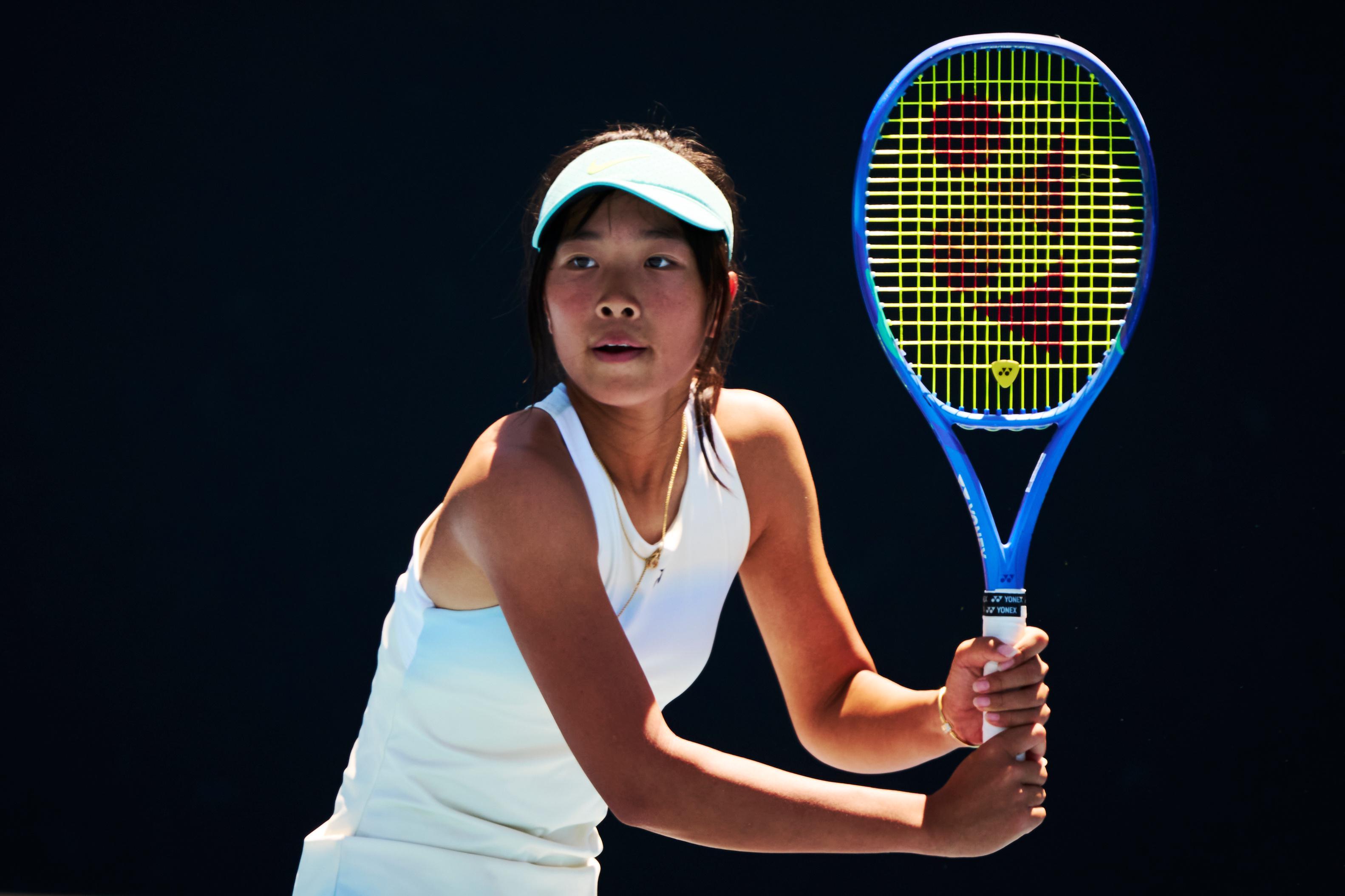 天天盈球下载-2-1进决赛冲冠！中国女网又一15岁新星崛起：8朵小花看齐郑钦文